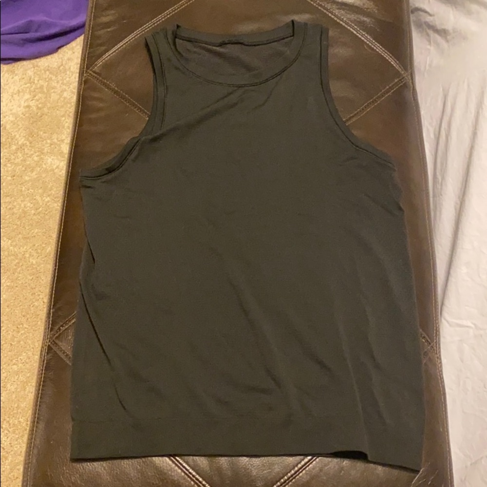 Lululemon swiftly tech breathe muscle tank